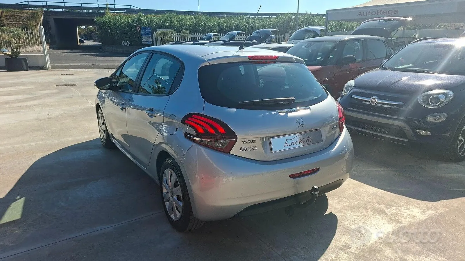 Peugeot 208 2016 photo 4