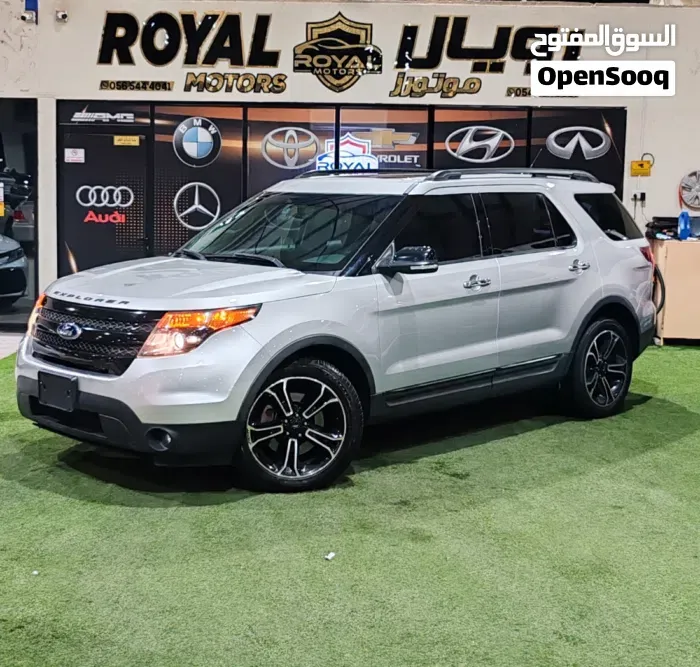 Ford Explorer 2014 photo 2