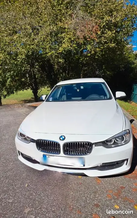BMW Série 3 2013 photo 2