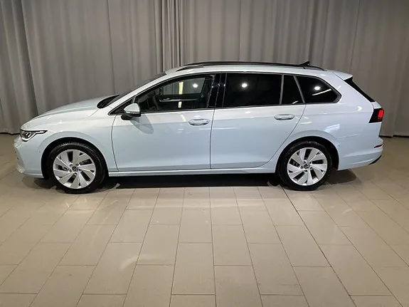 Volkswagen Golf I 2026 photo 4