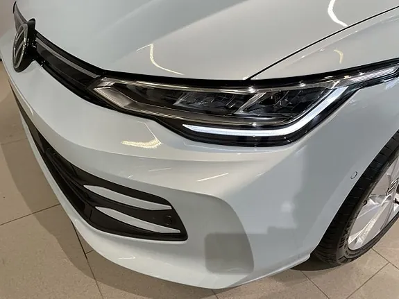 Volkswagen Golf I 2026 photo 3