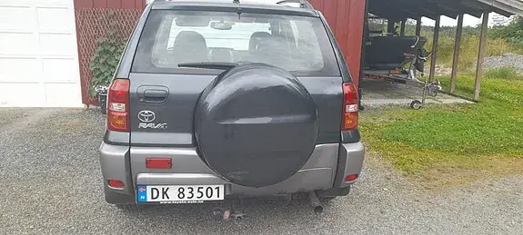 Toyota Rav4 2004 photo 2