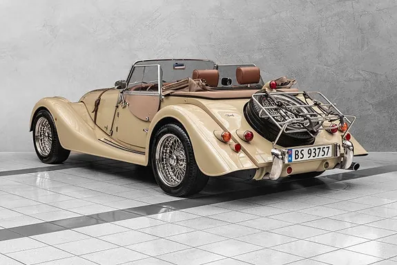 Morgan Plus 4 2014 photo 2