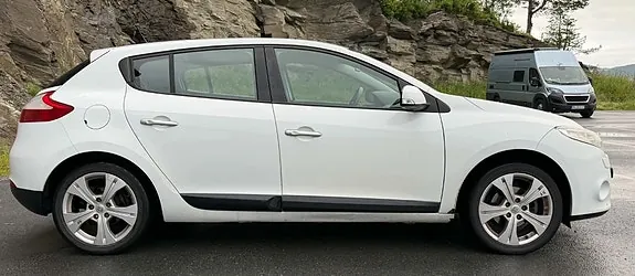 Renault Megane Iii 2011 photo 4