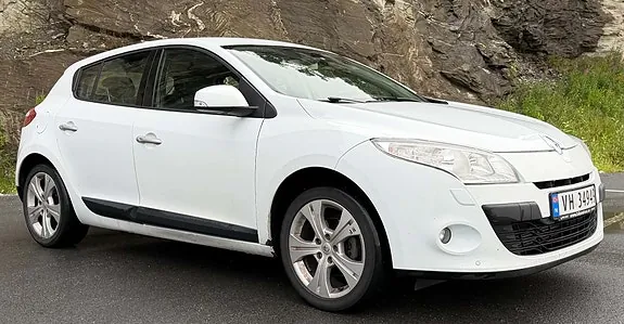 Renault Megane Iii 2011 photo 2