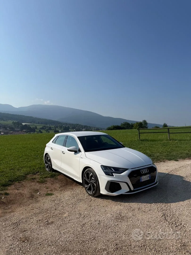 Audi A3 2021 photo 2