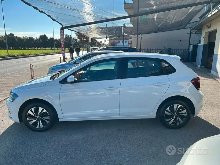 Volkswagen Polo 2021 photo 2