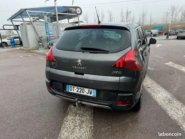 Peugeot 3008 2015 photo 2