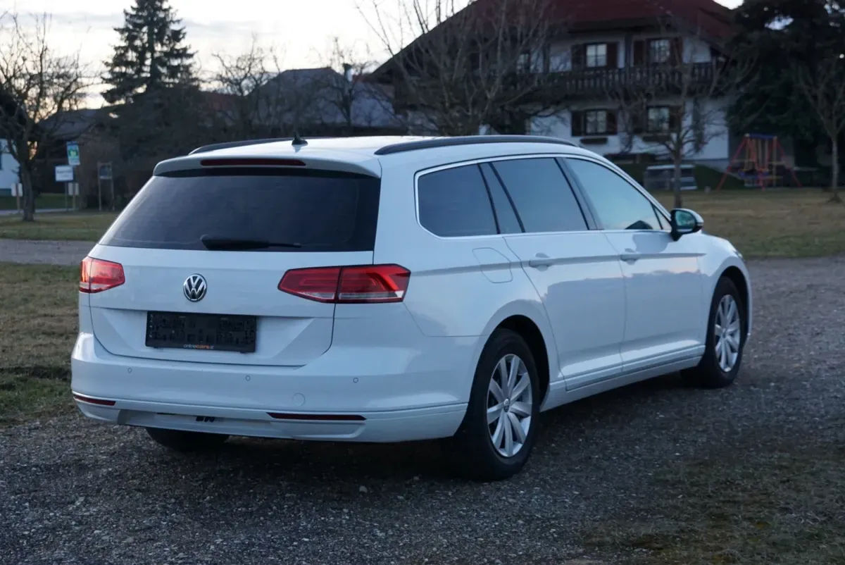 Volkswagen Passat 2016 photo 3