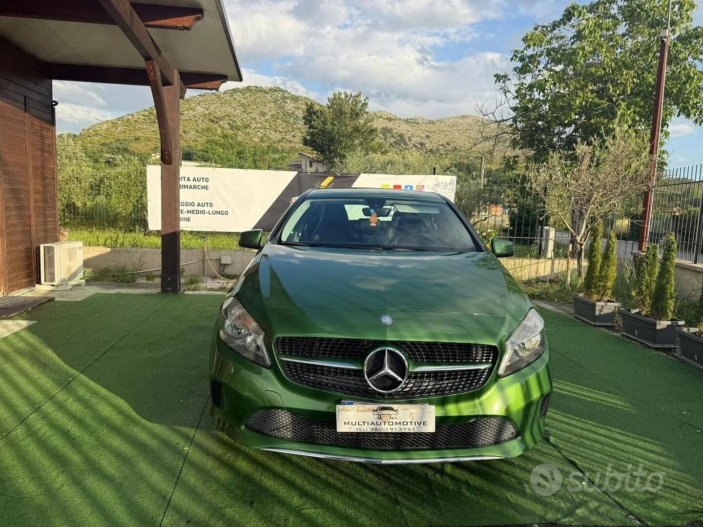 Mercedes-Benz A 180D 2016 photo 2