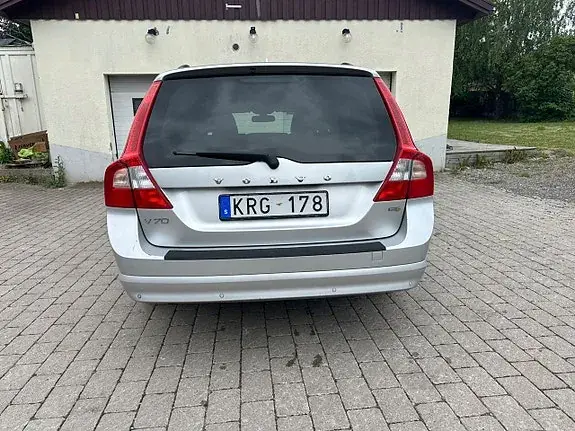 Volvo V70 2011 photo 5