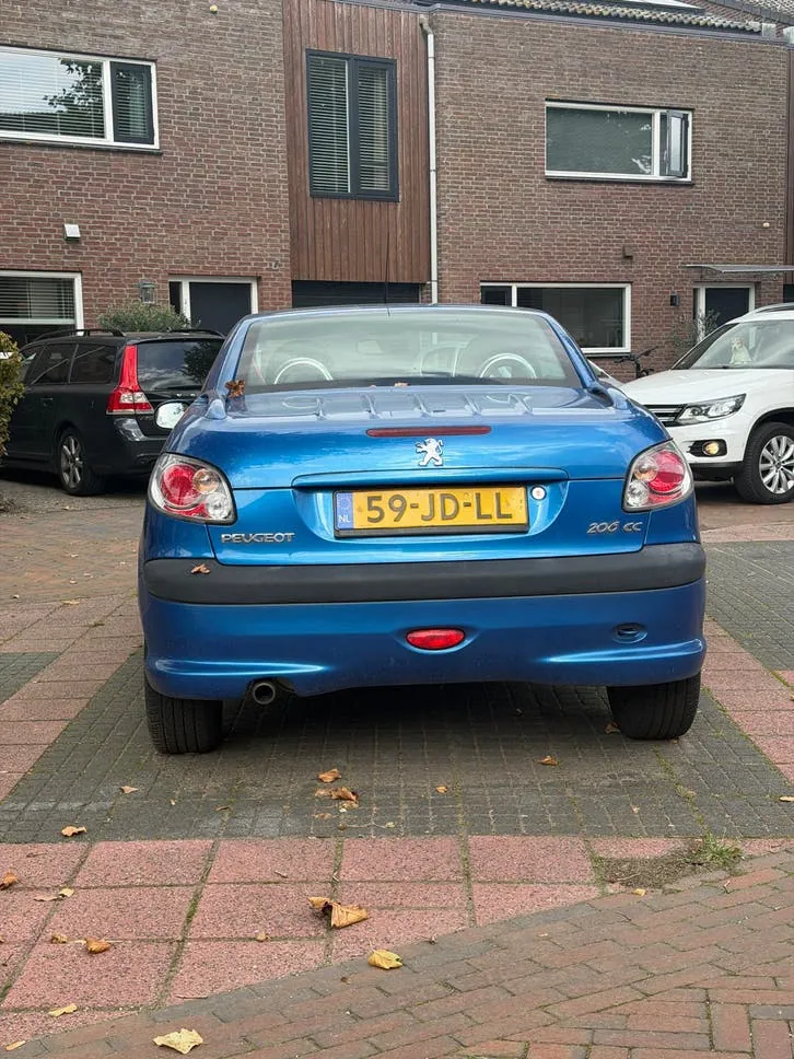 Peugeot 206