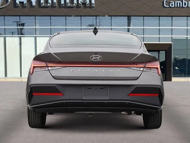 Hyundai Elantra 2026 photo 5