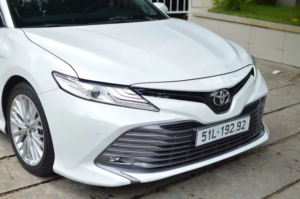 Toyota Camry 2019 photo 4