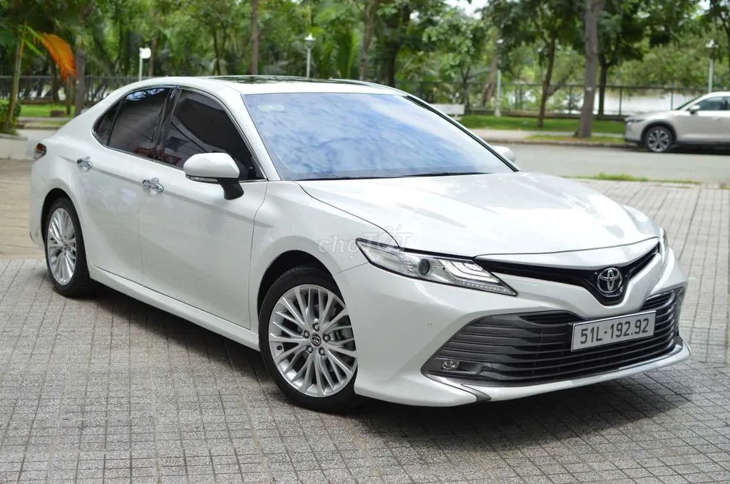 Toyota Camry 2019 photo 3