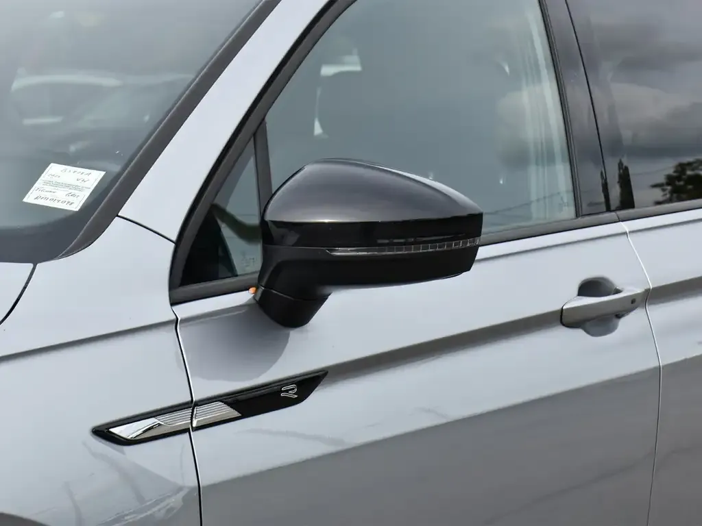 Volkswagen Tiguan 2024 photo 5