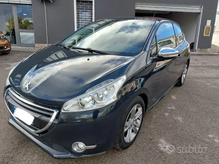 Peugeot 208 2015 photo 4