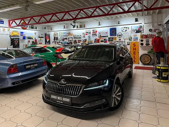 Skoda Superb 2024 photo 2