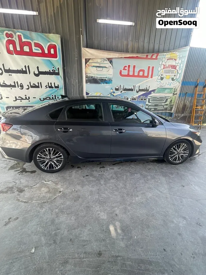 Kia Forte 2022 photo 2