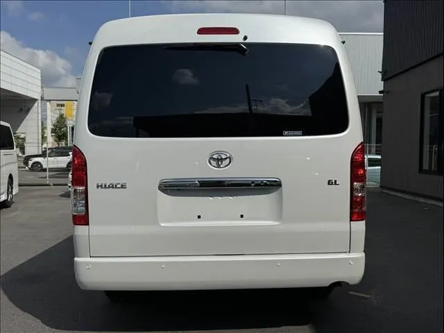 Toyota Hiace Wagon 2026 photo 3