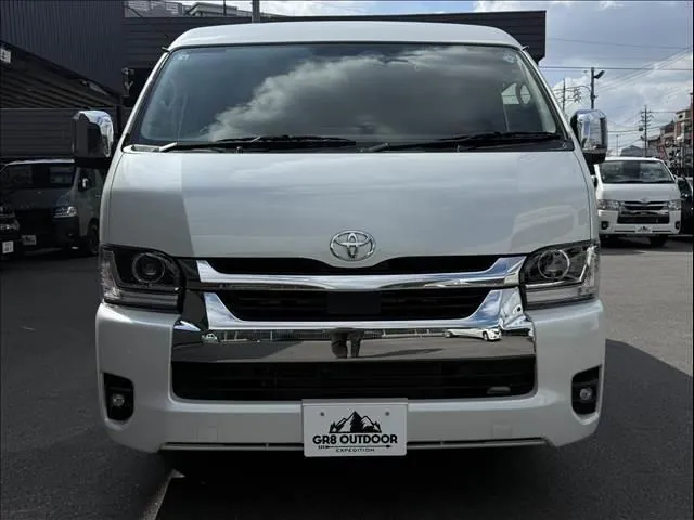 Toyota Hiace Wagon 2026 photo 2