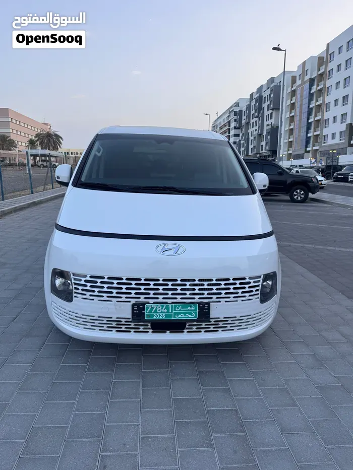Hyundai Staria
