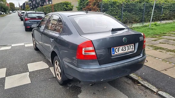 Skoda Octavia 2007 photo 2