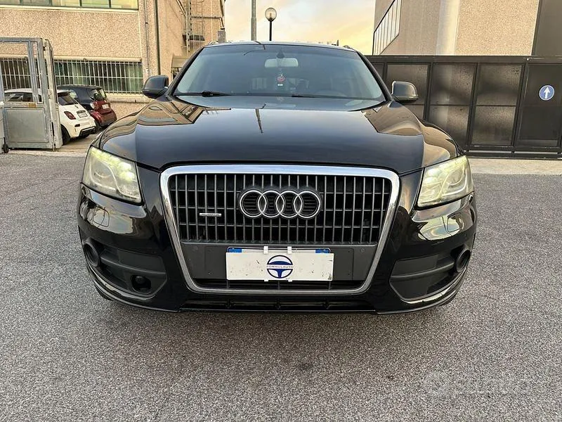Audi Q5 2008 photo 2