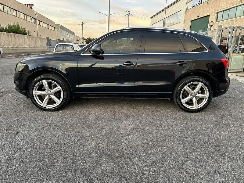 Audi Q5 2008 photo 3