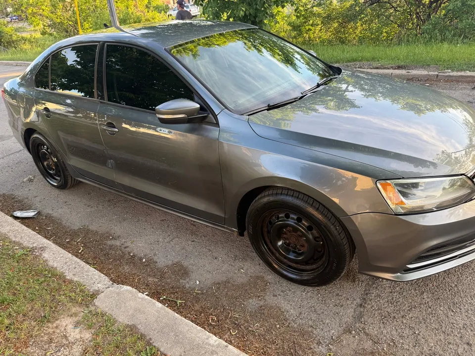 Volkswagen Jetta 2015 photo 3