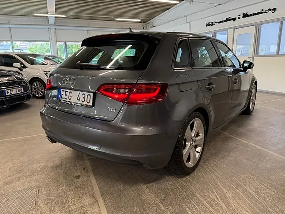 Audi A3 2014 photo 3