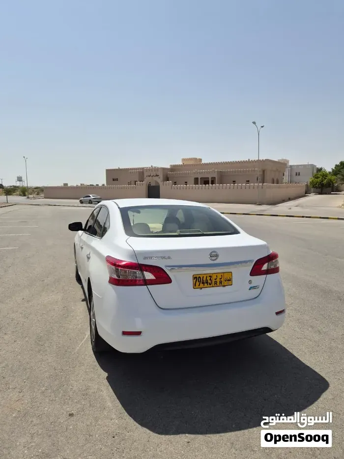 Nissan Sentra 2015 photo 4