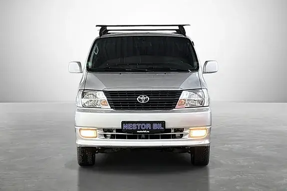 Toyota Hiace 2008 photo 2