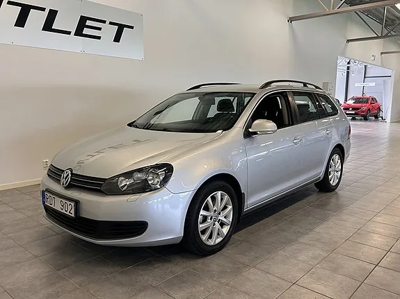Volkswagen Golf 2011 photo 2