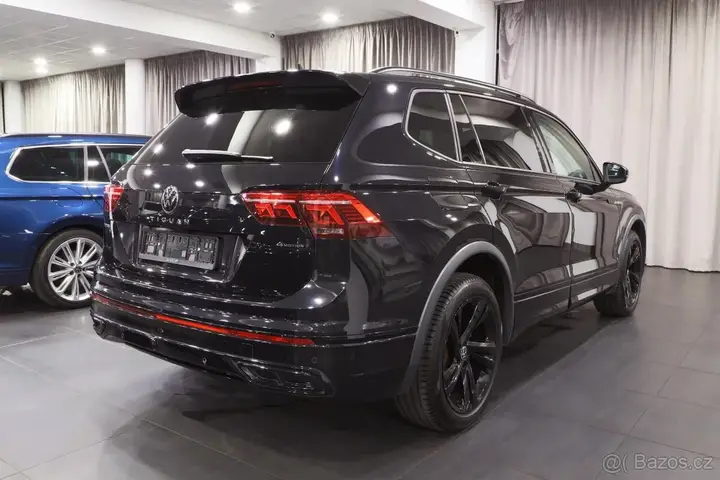 Volkswagen Tiguan Allspace 2022 photo 2