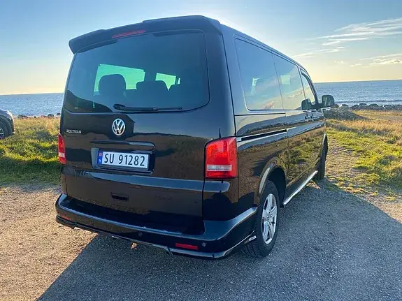 Volkswagen Multivan 2011 photo 3