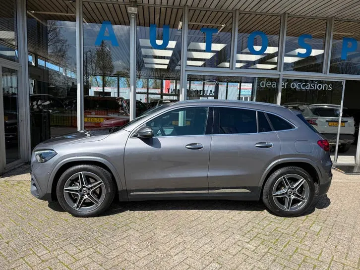 Mercedes-Benz Gla 2024 photo 3