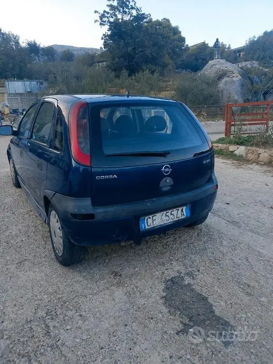 Opel Corsa 2003 photo 2