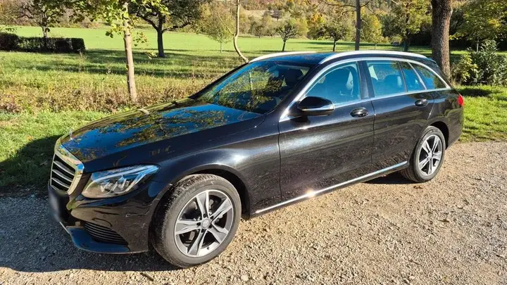 Mercedes-Benz C 220