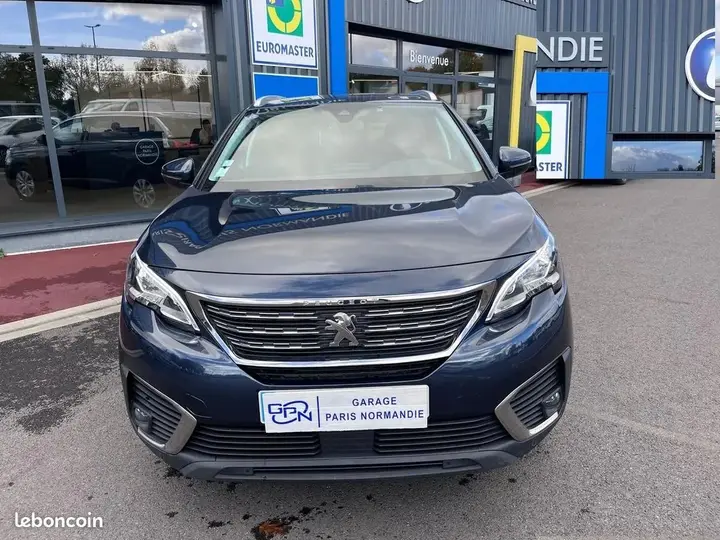 Peugeot 5008 2018 photo 2