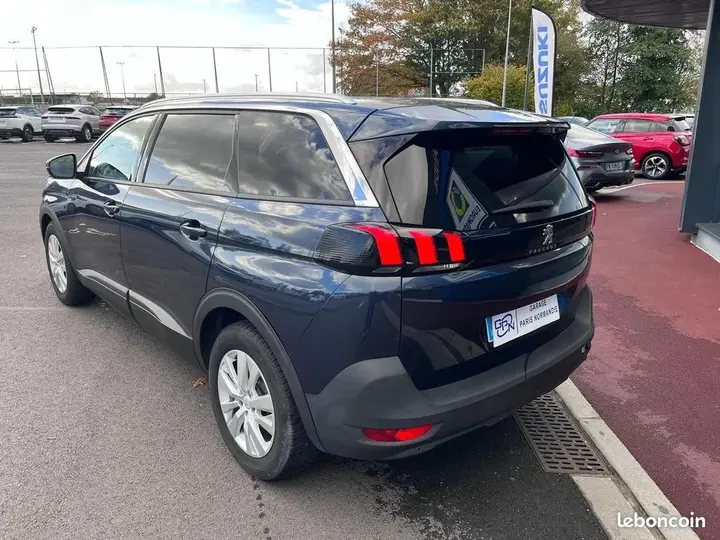 Peugeot 5008 2018 photo 4