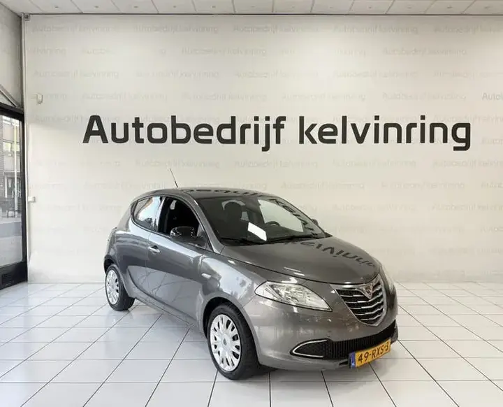 Lancia Ypsilon 2011 photo 3