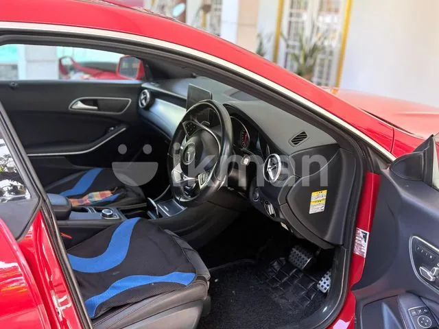 Mercedes-Benz Cla 180 2017 photo 2