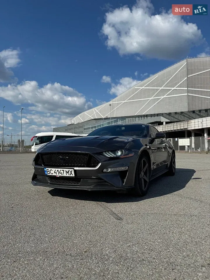 Ford Mustang 2018 photo 2