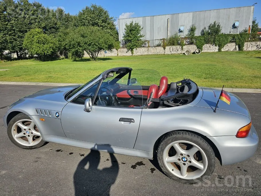 BMW Z3 1998 photo 2