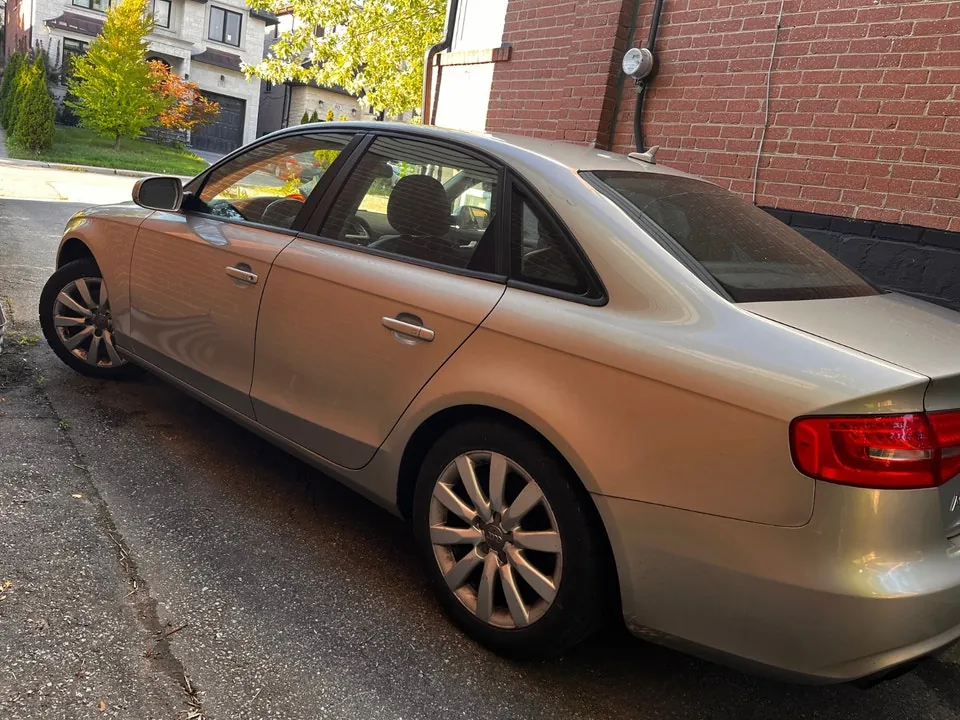 Audi A4 2013 photo 4