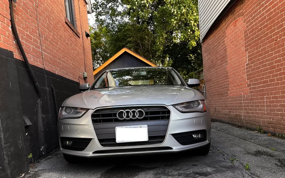 Audi A4 2013 photo 3