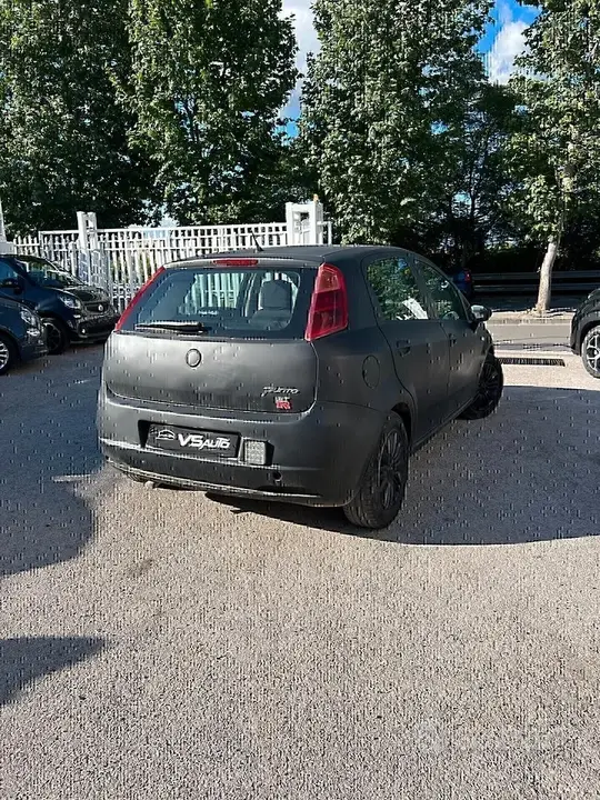 Fiat Grande Punto 2007 photo 4