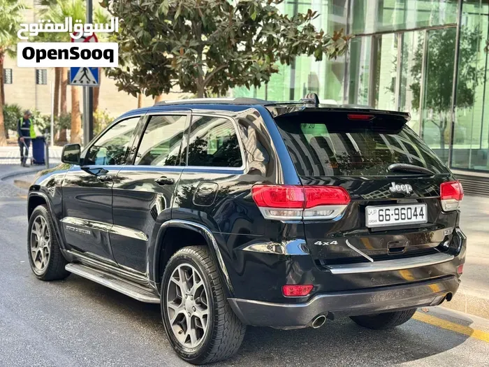 Jeep Grand Cherokee 2018 photo 2