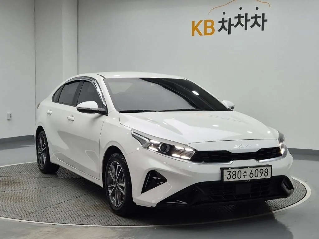 Kia K3 2022 photo 4
